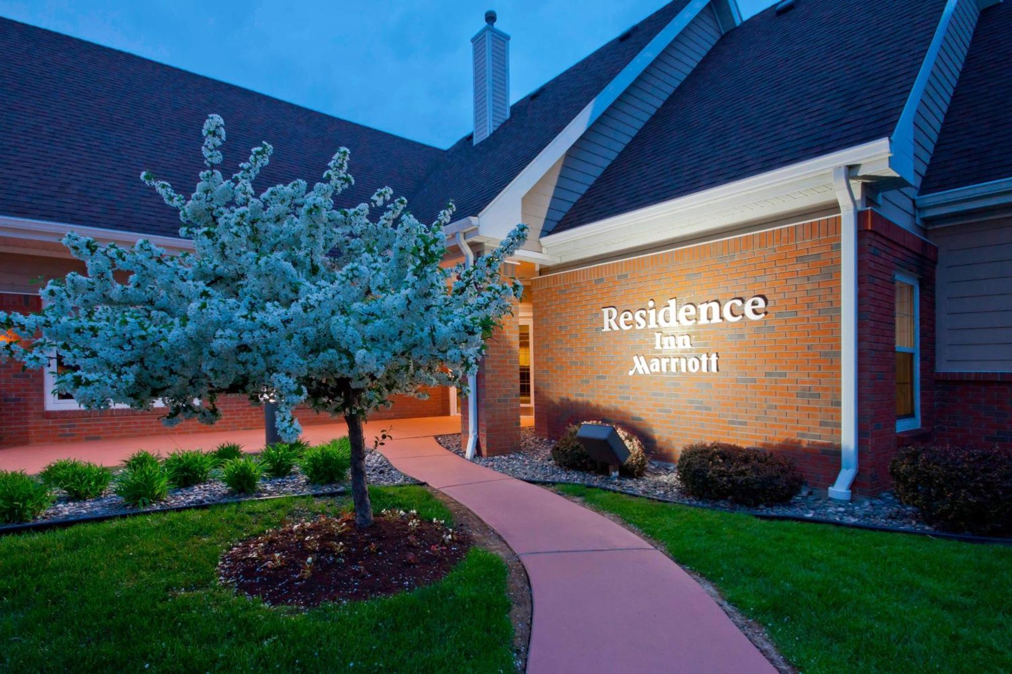 Residence Inn By Marriott Buffalo Galleria Mall Cheektowaga Exterior foto